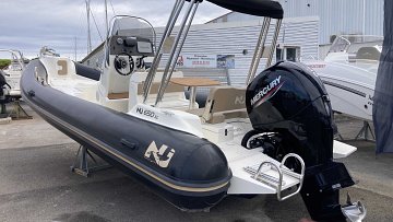 A2M by YES, Port Camargue / Grau-du-roi : NJ 650 XL